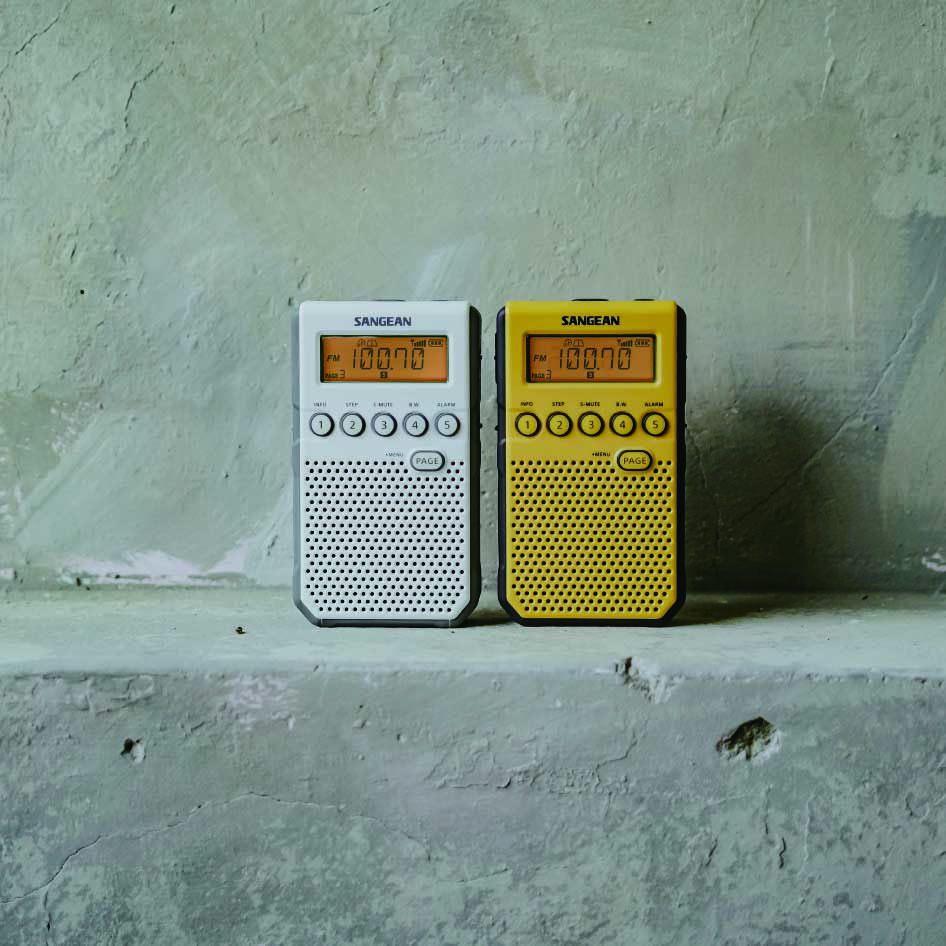 SANGEAN DT-800 comes in yellow and in white